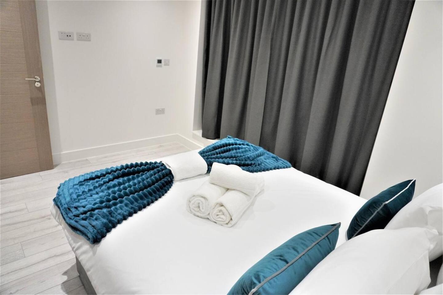 Queens Luxury Apartments Wembley Stadium - London Exterior photo