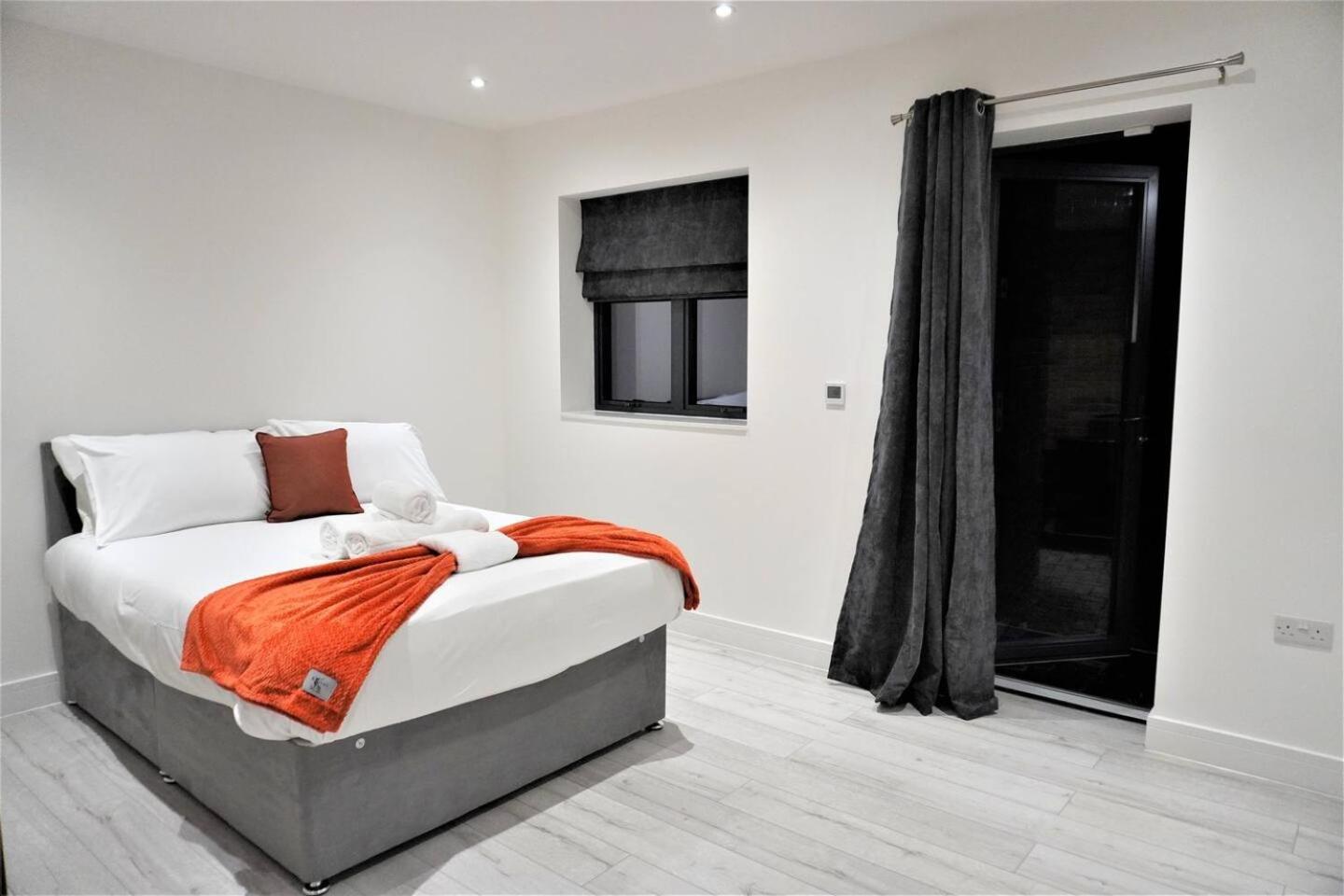 Queens Luxury Apartments Wembley Stadium - London Exterior photo