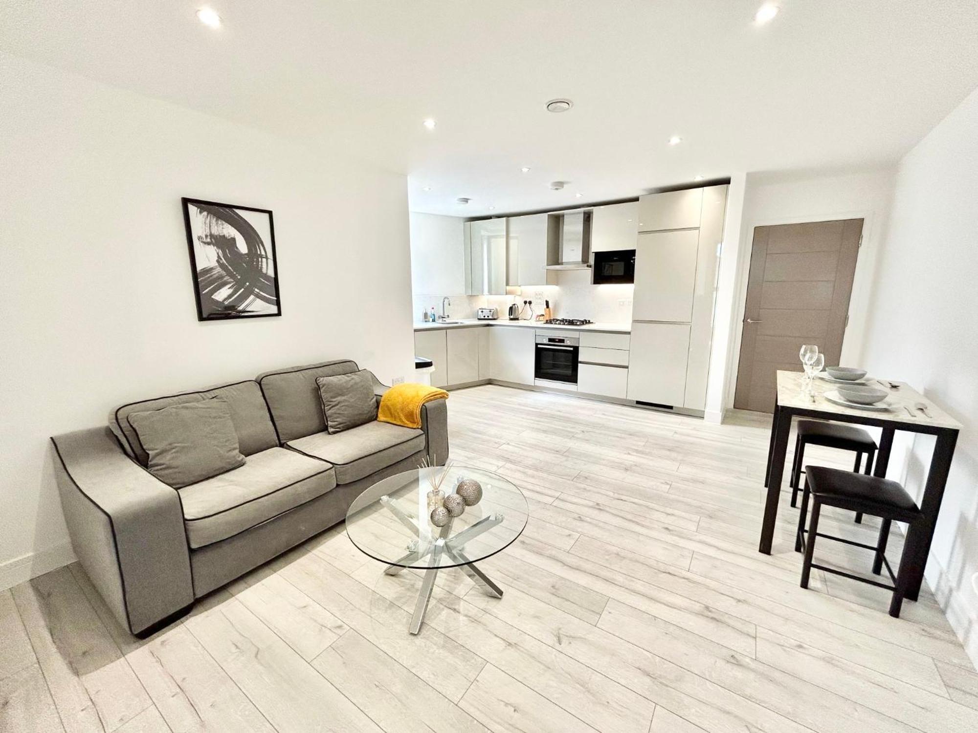 Queens Luxury Apartments Wembley Stadium - London Exterior photo